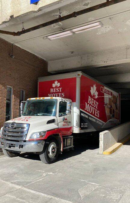 Truck of Calgary to Regina moving company